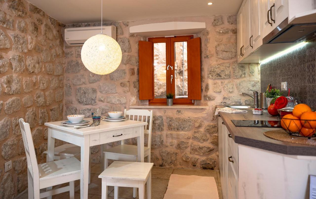 Imperia - Chic! Place With Balcony ดูบรอฟนิก ภายนอก รูปภาพ